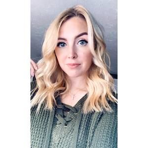 Meet your Posher, Kasey